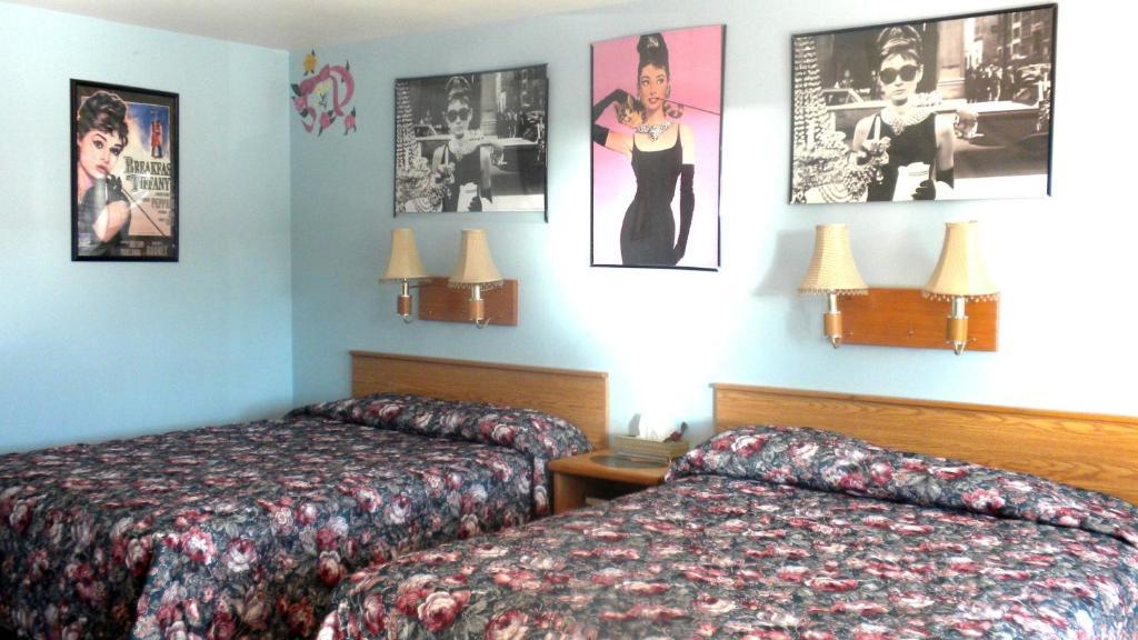 Blue And White Motel คาลิสเปล ห้อง รูปภาพ